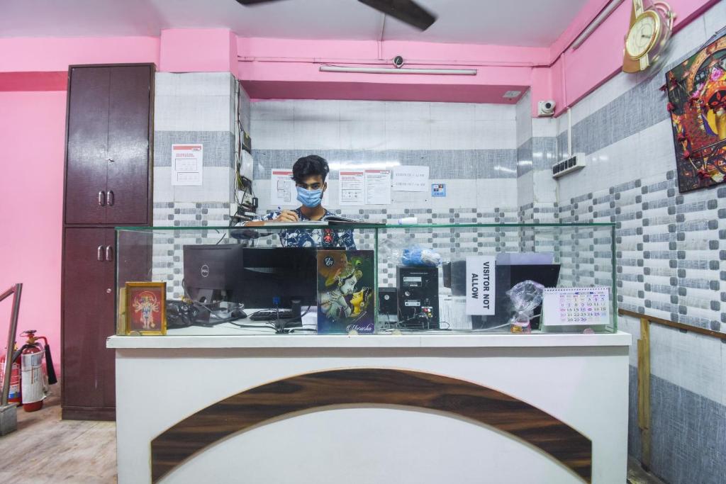 Spot On Sonar Bangla Lodge フロント・ロビー