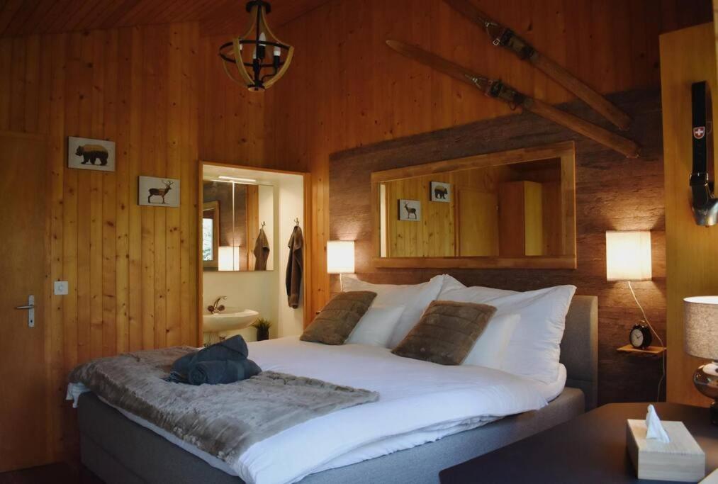 Nature's Getaway, Einigen