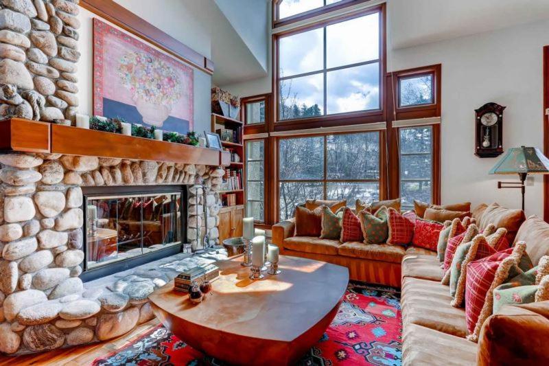 Meadows Townhome P2 by East West Hospitality, Beaver Creek