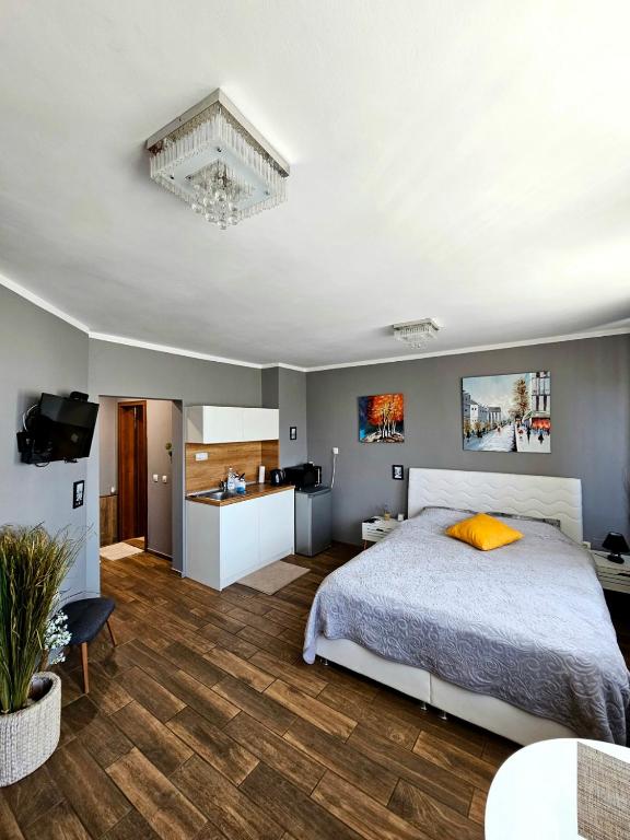 Studio Secrets, Plovdiv