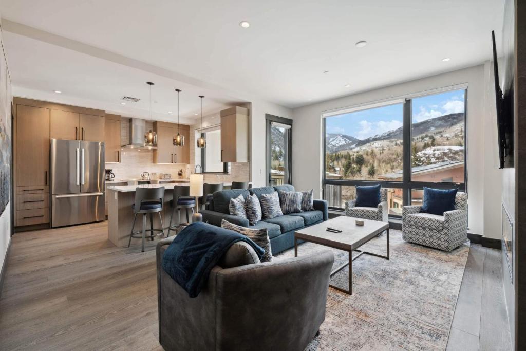 One Riverfront Condo 204 by East West Hospitality, Avon