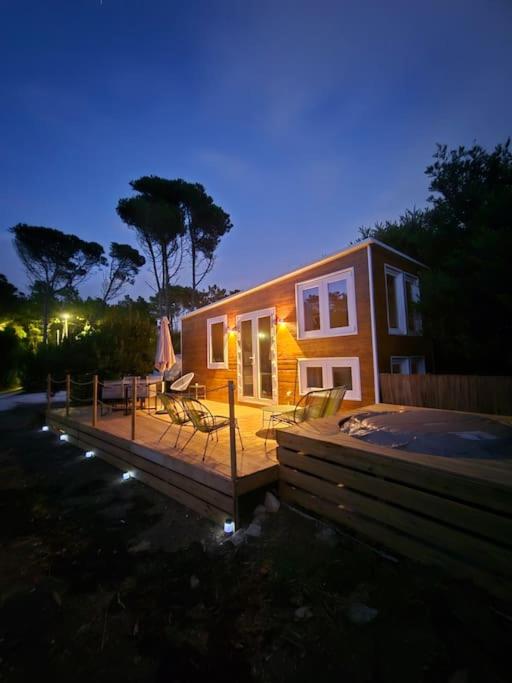 Cozy tiny house - Where the Sea meets the Florest, São João das Lampas