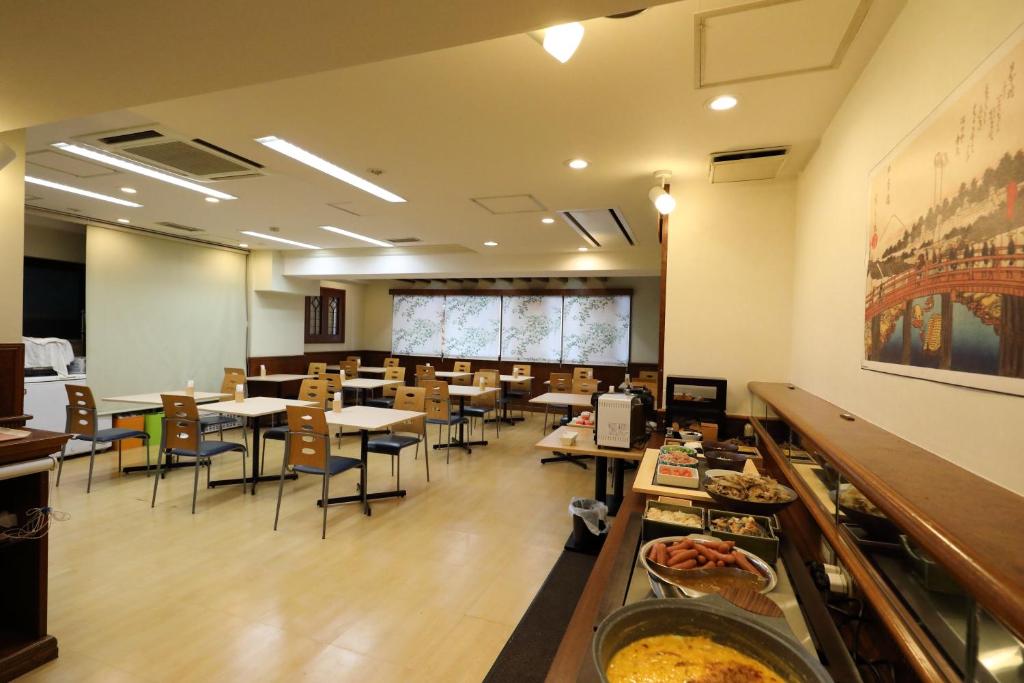 Food and beverages, Smile Hotel Nihonbashi Mitsukoshimae in Tokyo