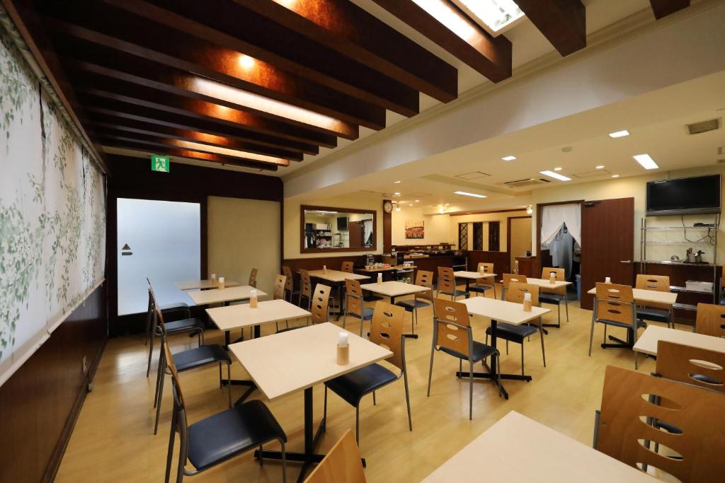 Food and beverages, Smile Hotel Nihonbashi Mitsukoshimae in Tokyo