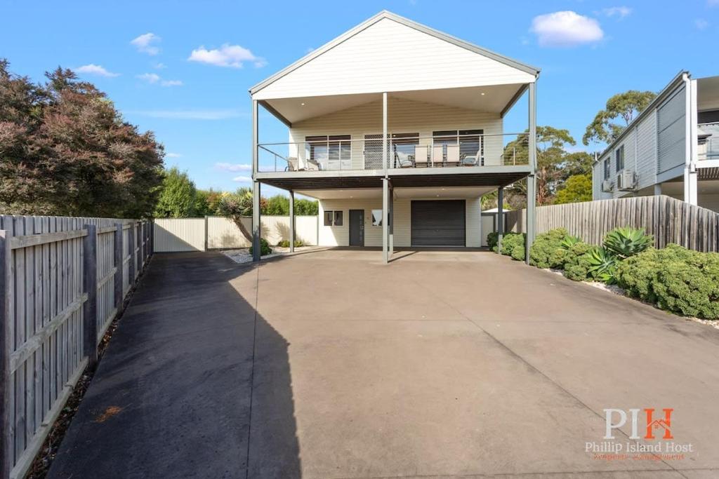 Spacious 4-Bd in Cowes sleeps 8, Cowes