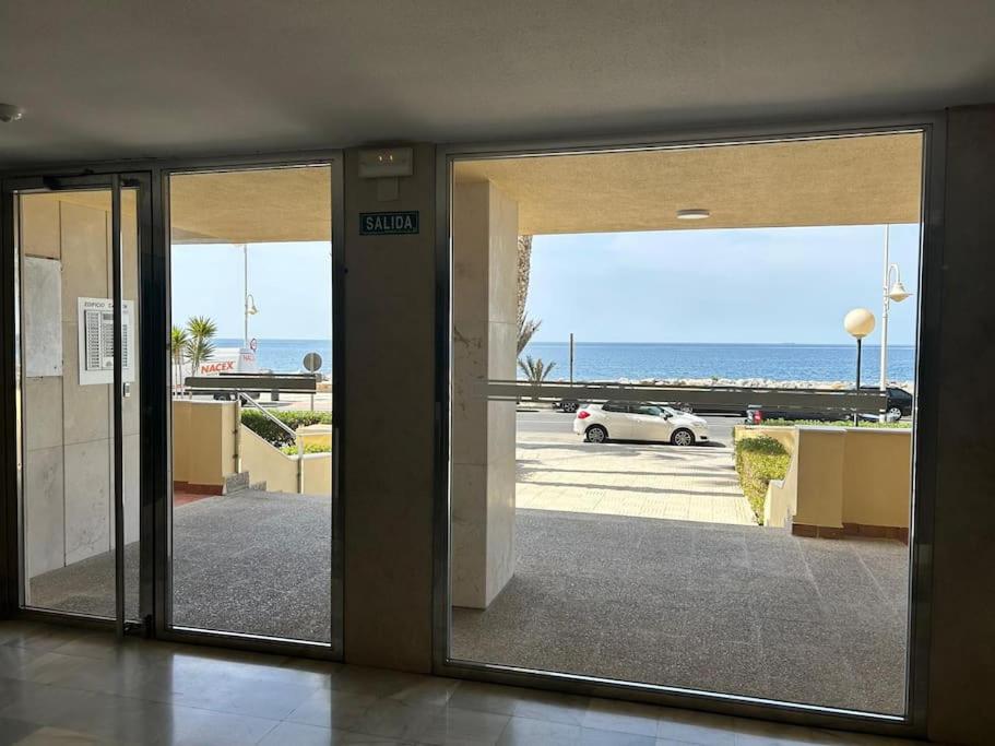 Velilla Parking Free - 2