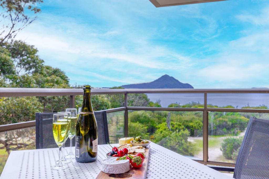 Intrepid 6 right on the waterfront, Shoal Bay