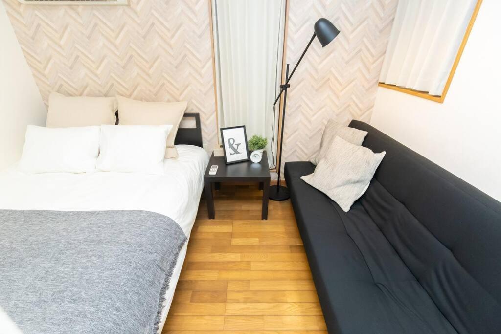 韓国新大久保通りすぐの一軒家で楽しむ東京旅行8名様 Korea Shinokubo off the street A house for 8pax, Tokio