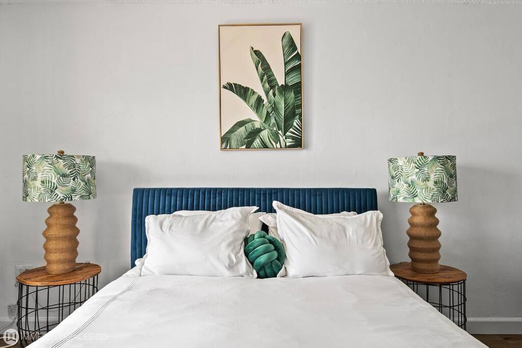 Palms 811, Miami Beach