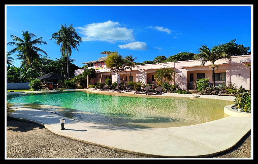 スイミングプール