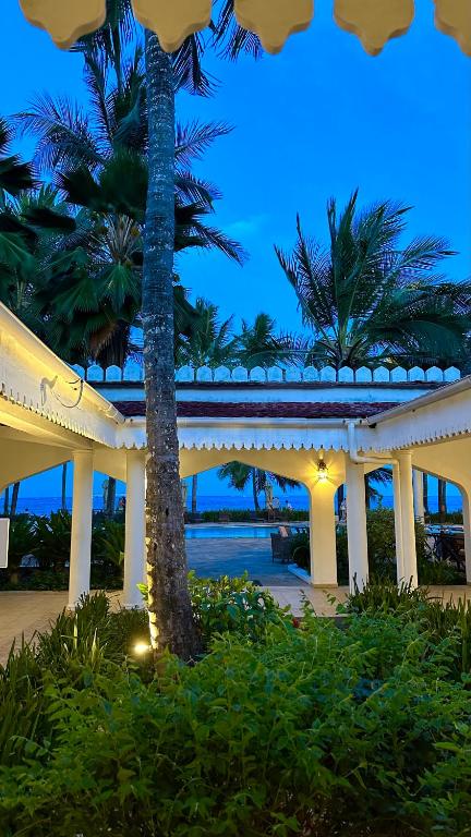 Sultan Sands Island Resort & Spa — Hotel building in Kiwengwa, Zanzibar North
