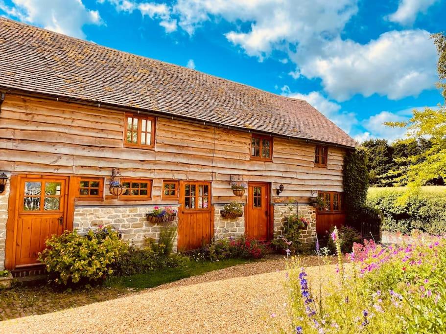 Tawny Owl Barn, Leintwardine