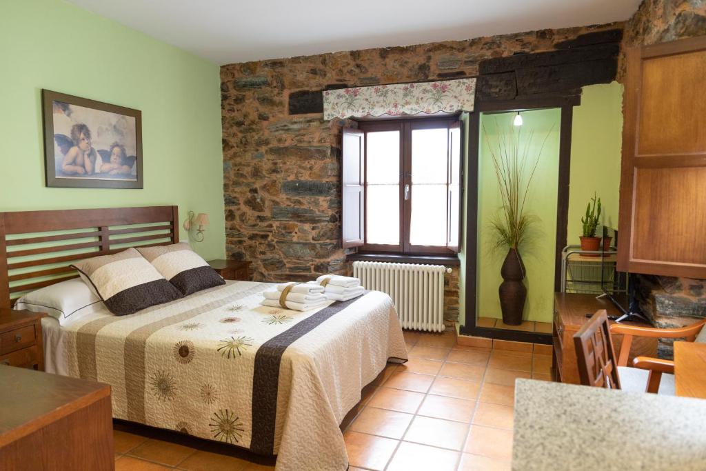 Apartamentos Turisticos A Estacion, A Pontenova