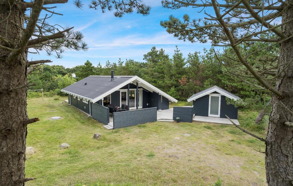 Amazing Home In Hvide Sande With Wifi, Bjerregård