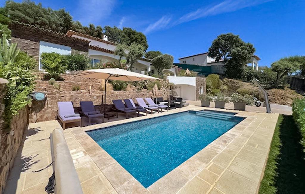 Nice Home In La Londe Les Maures, La Londe-les-Maures