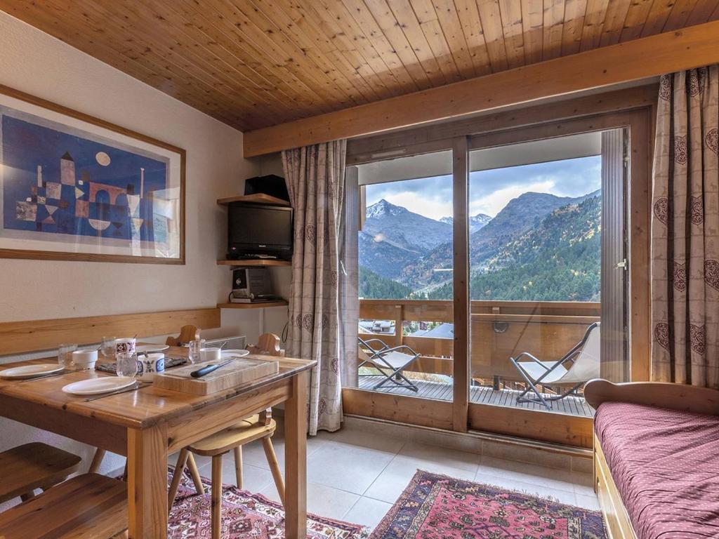 Charmant appartement avec balcon, WIFI et ascenseur à Méribel - 2