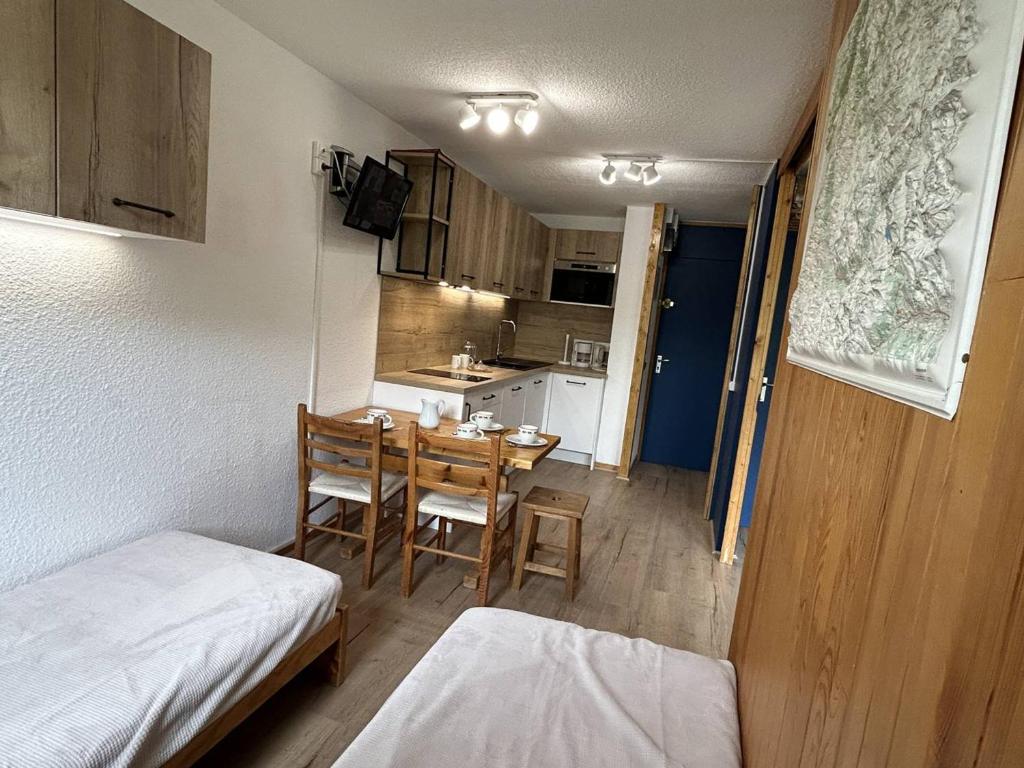 Studio divisible avec balcon, proche des pistes, animaux admis - FR-1-355-161 - 5