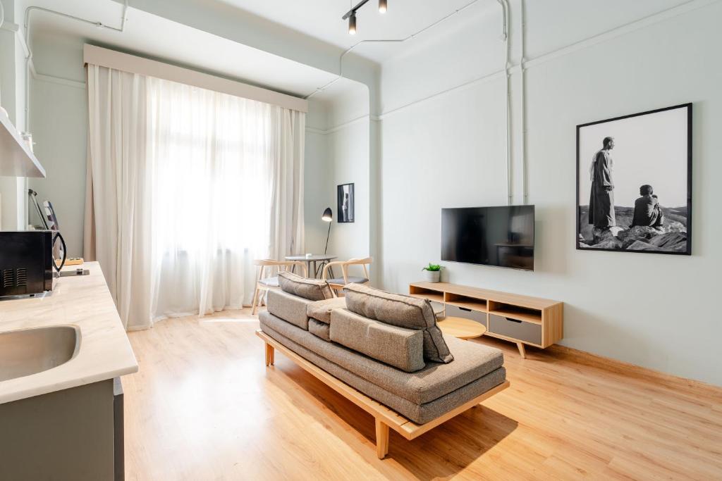 grey l studio apartments Downtown