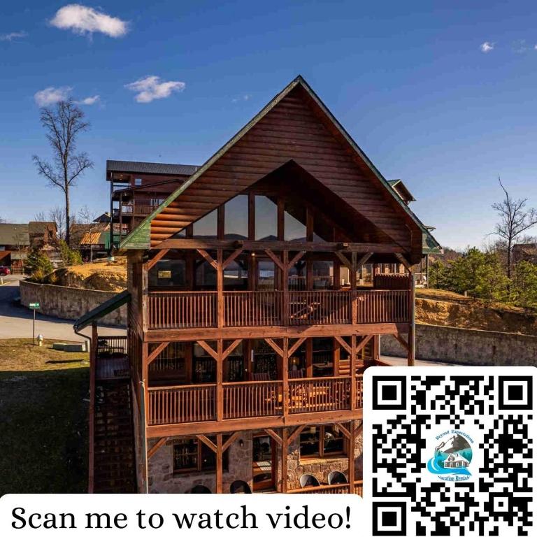 Upscale Cabin, Stunning Views, Hot Tub, Game Room, Sevierville