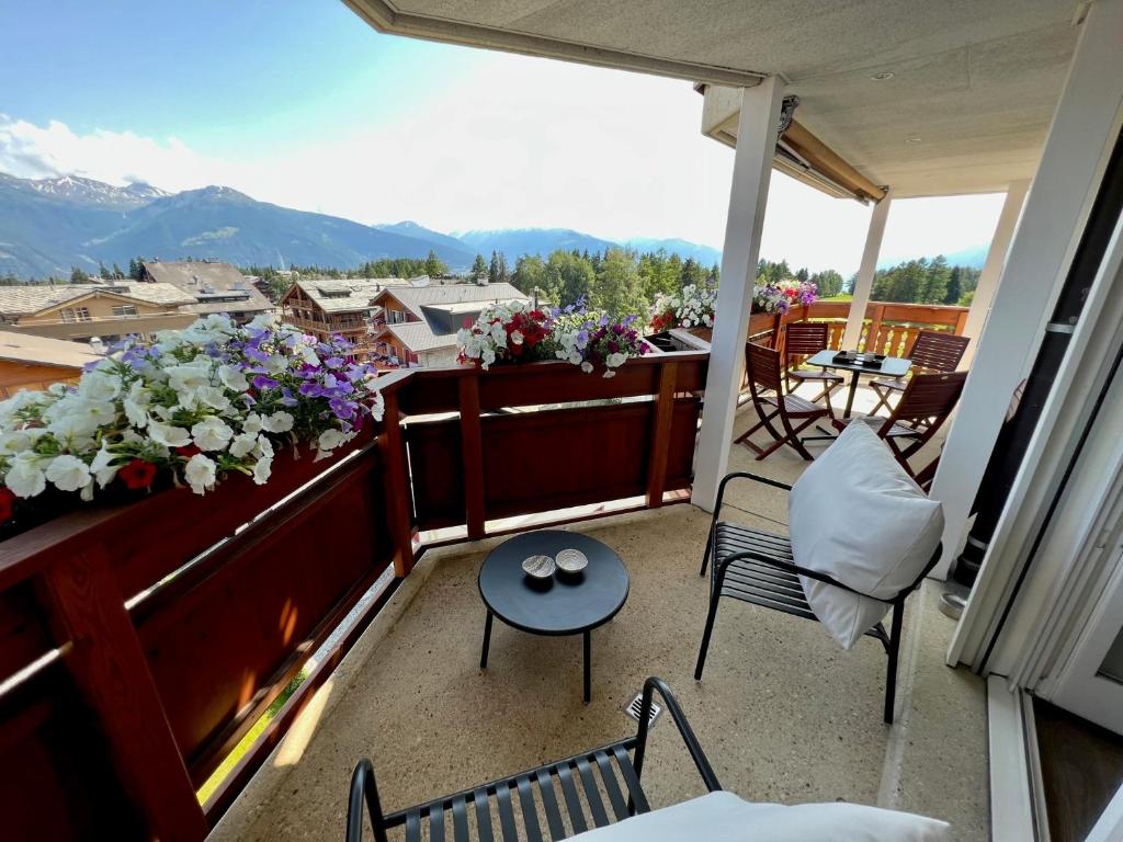 Exclusive Comfy Apartment in Central Crans-Montana - 2