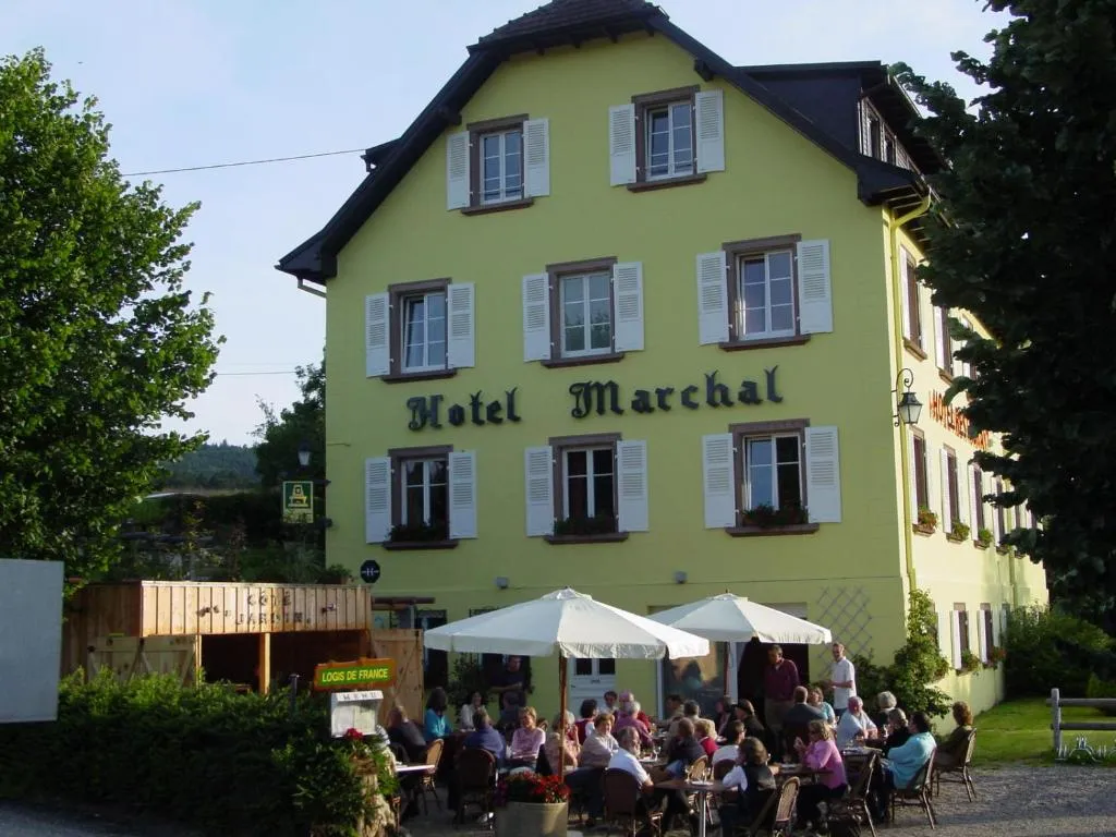 Hôtel Marchal，位于勒奥瓦尔德的酒店