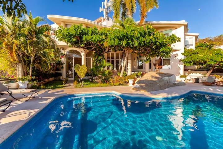 Preciosa Villa en Marina Las Brisas - 3