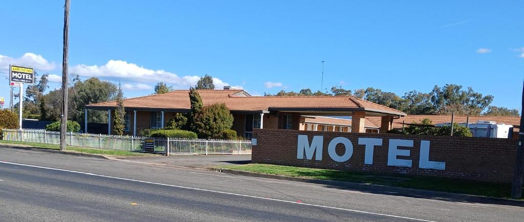 Aaron Inn Motel 전경