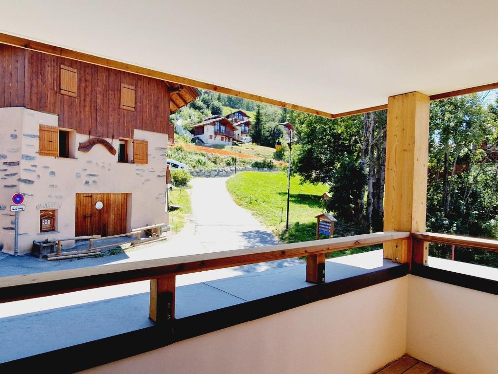 Appartement cosy 2 pièces à Plagne Montalbert, proche pistes et commerces, avec garage et wifi - FR-1-755-19 - 2