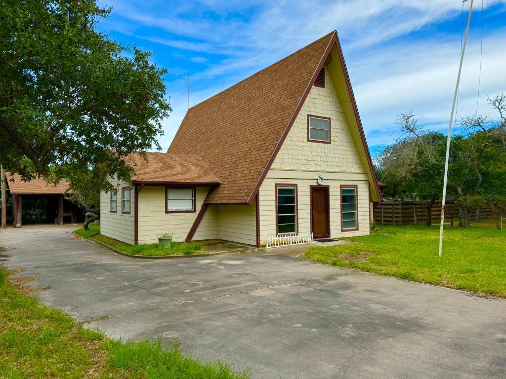 Home in Rockport, Rockport