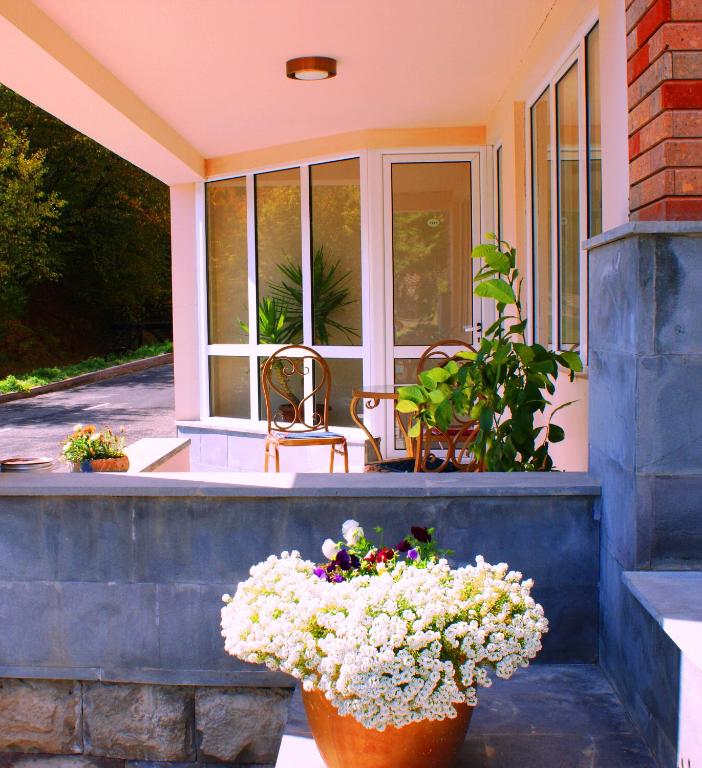 Exterior view, Tsaghkahovit Hotel in Tsaghkadzor