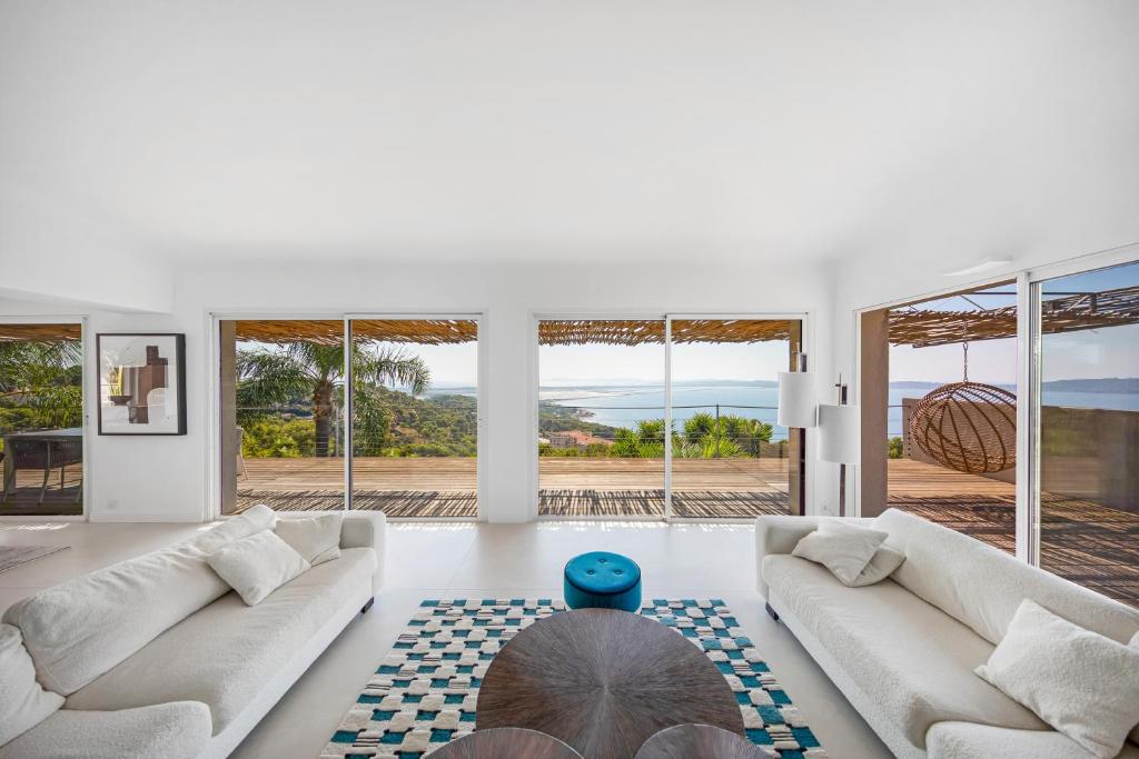Prestigieuse Villa Piscine vue mer-WiFi CLiM By HC 4 chambres - vue mer époustouflante Parking-WIFI BY HC - 5