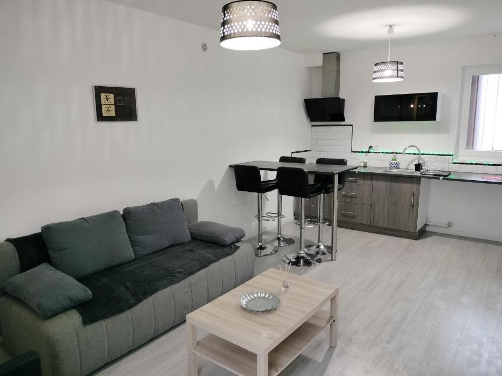 Appartement cosy avec patio en RDC - 4