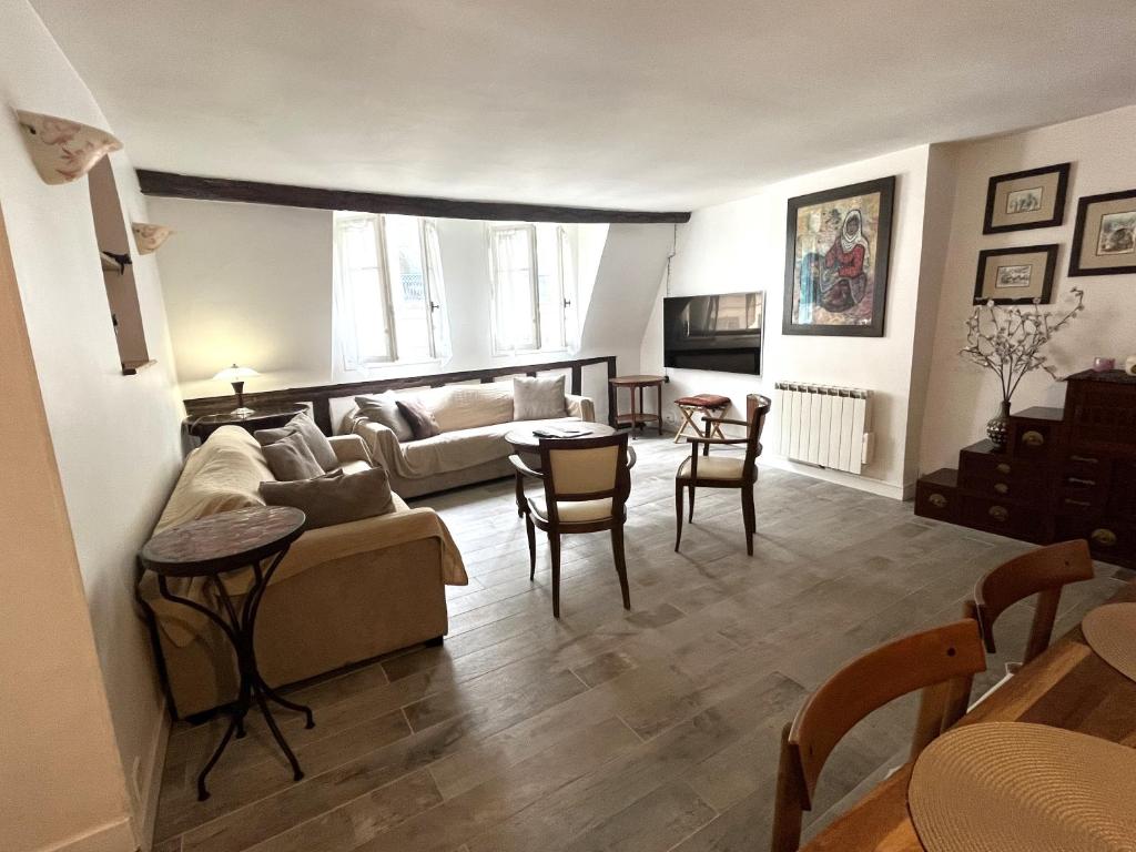 Typical Marais 3 bedroom - Beaubourg - 5
