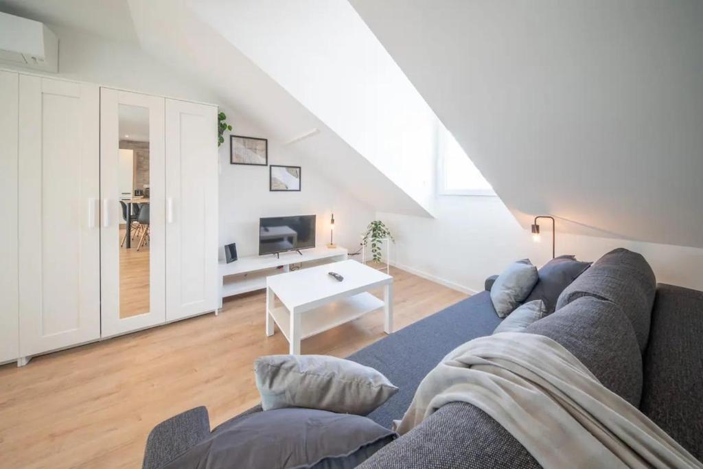 Superbe appartement climatisé parking free, Mulhouse