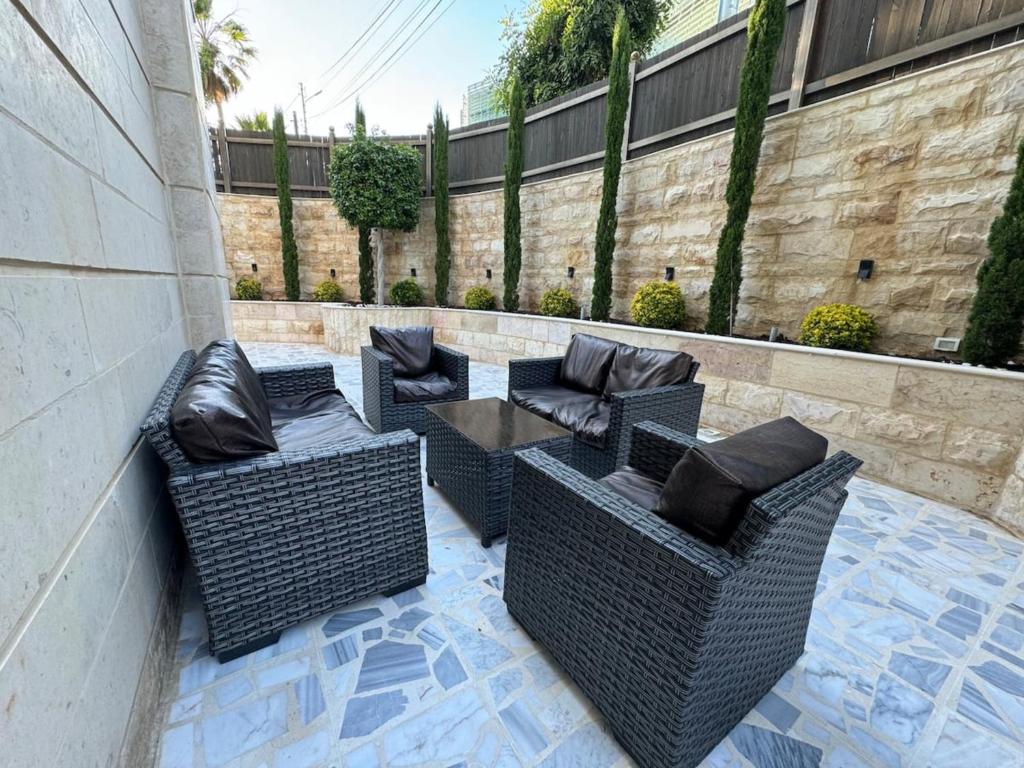 2 En-suite Rooms, Central & Garden Terrace, Ammán