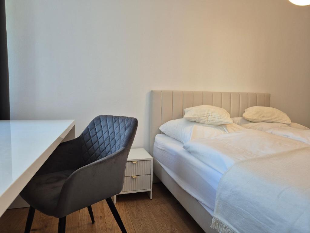 Modern City Apartment 1 - 3