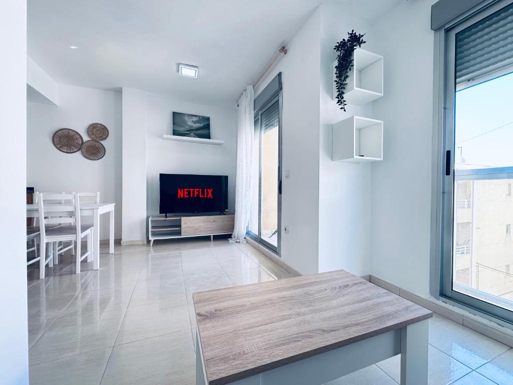 Apartamento Familiar a 1 Min del Mar, Playa de Miramar