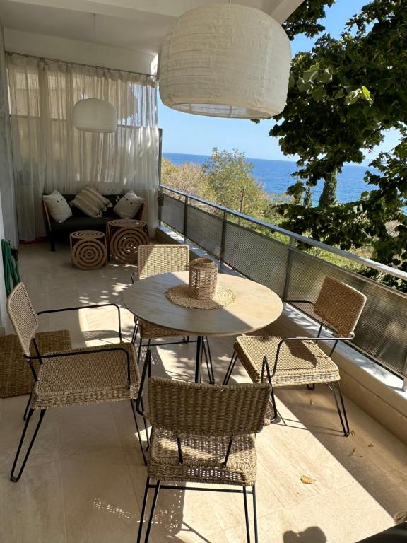 Olivia -Ελιά, Palaio Tsifliki