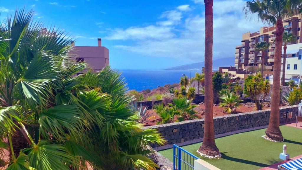 Duplex with sea views, garden and terrace - 2