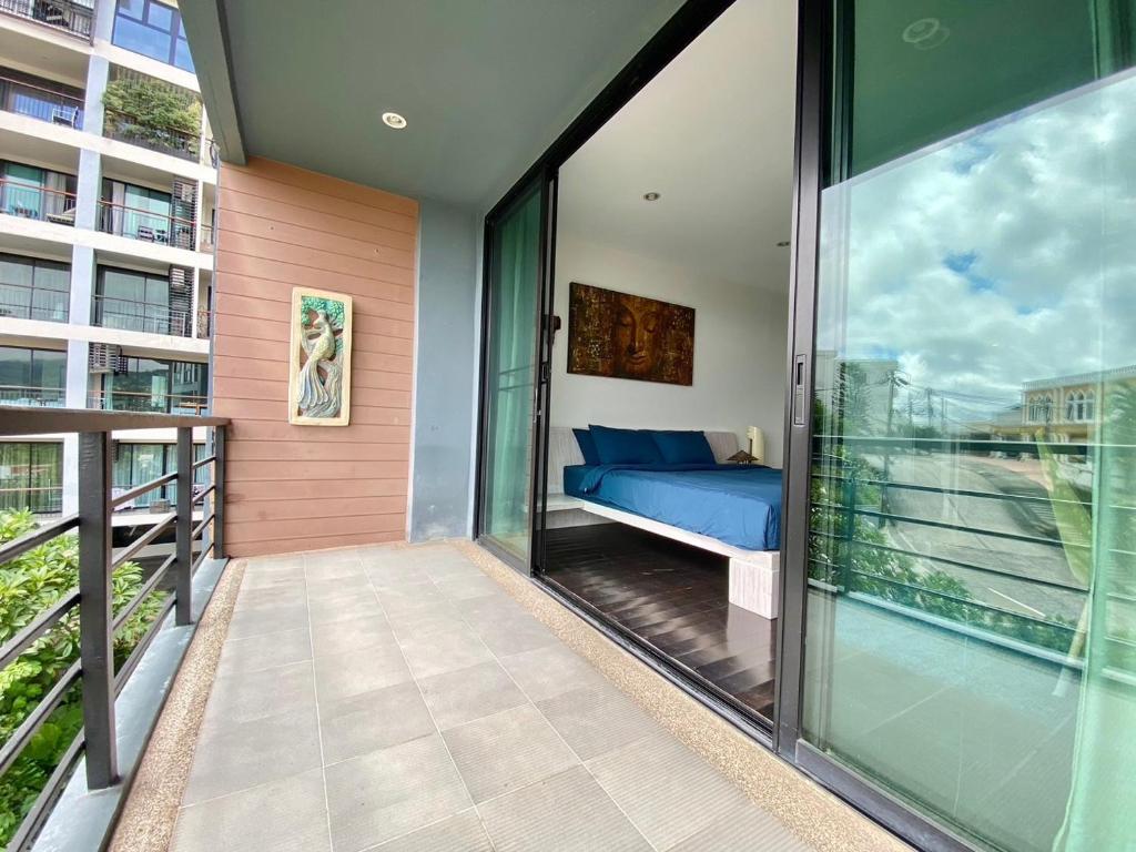 Balcony/terrace, The Unity & The Bliss Patong Residence in Phuket