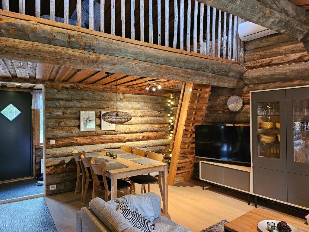 Salmikankaankelo C4, Ruka