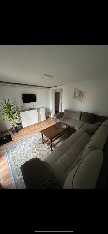 Apartment Airport - 4