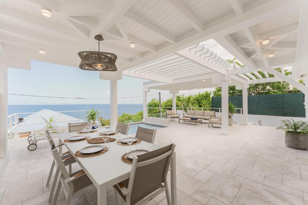 Villa Bouillante 3 chambres avec vue mer et piscine, Bouillante