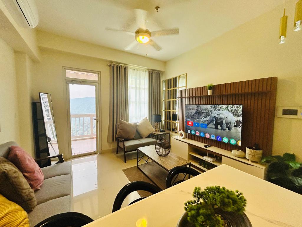 Relaxing Staycation at Twinlakes, Balibaguhan