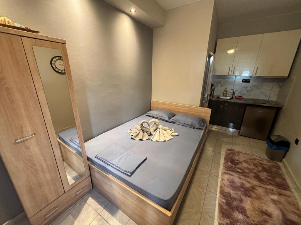 JORDANS ROOM 11, Soluň