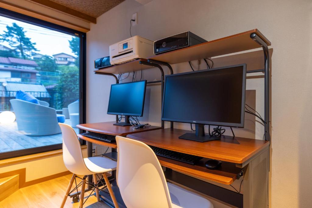 kawasan lounge/TV kongsi