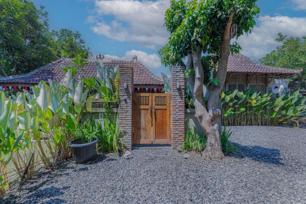 Yukke Tembi Homestay