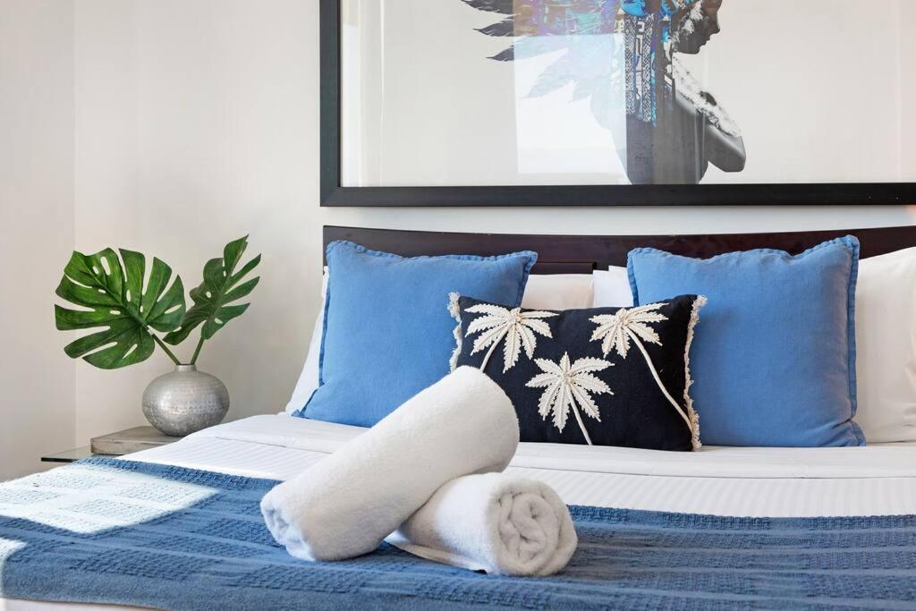 Park Views & Luxe Amenities in Broadbeach, Gold Coast