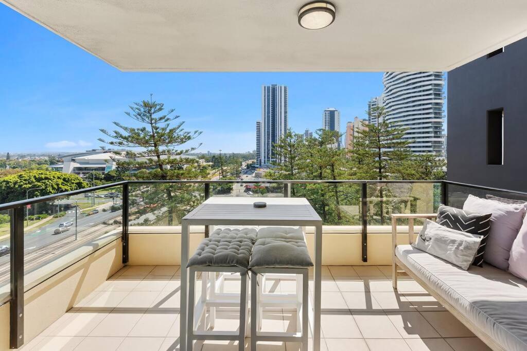マントラ ブロードビーチ オン ザ パーク (Mantra Broadbeach on the Park)