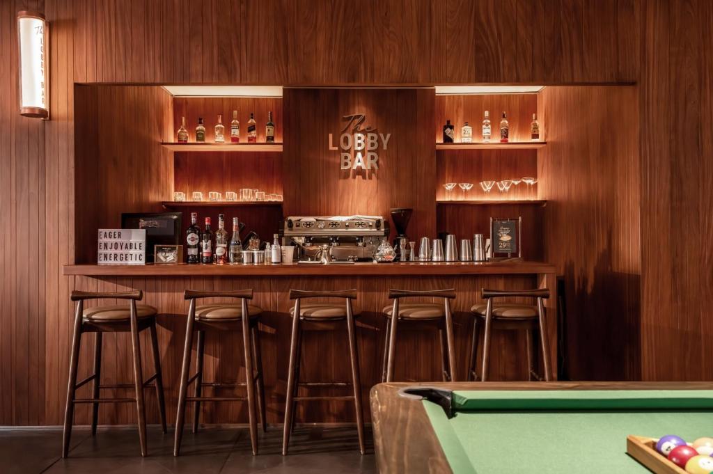 Bar/lounge